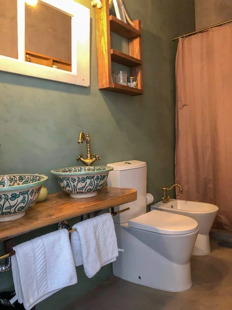 Bathroom, Hostel Des Arts, Amarante, Portugal