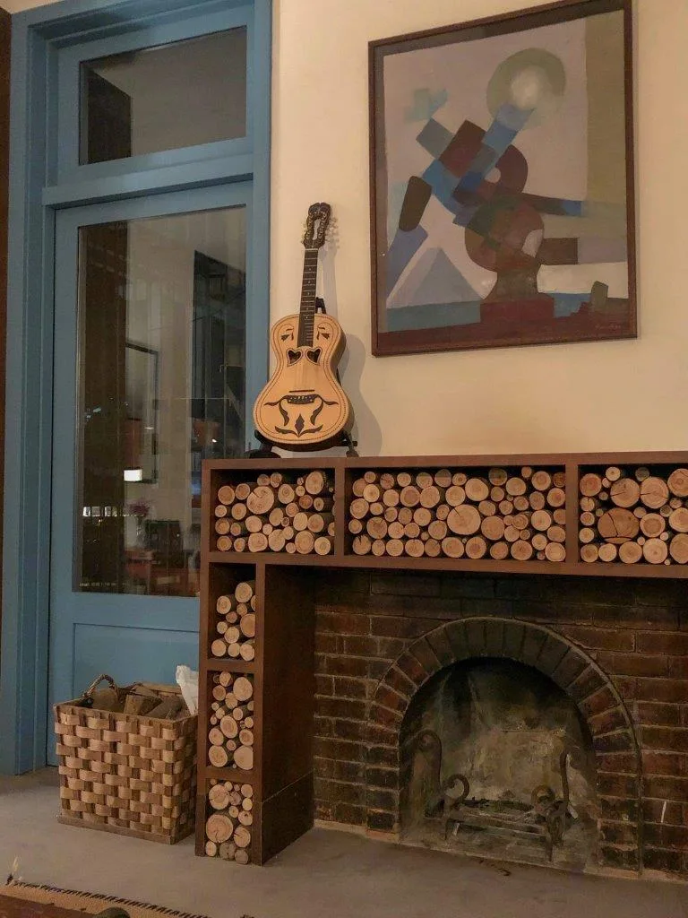 Bar Fireplace, Hostel Des Arts, Amarante, Portugal