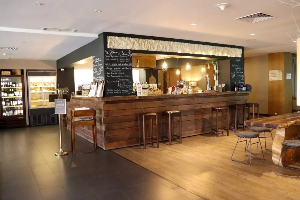 Bar, Puralã – Wool Valley Hotel & Spa, Covilhã, Portugal
