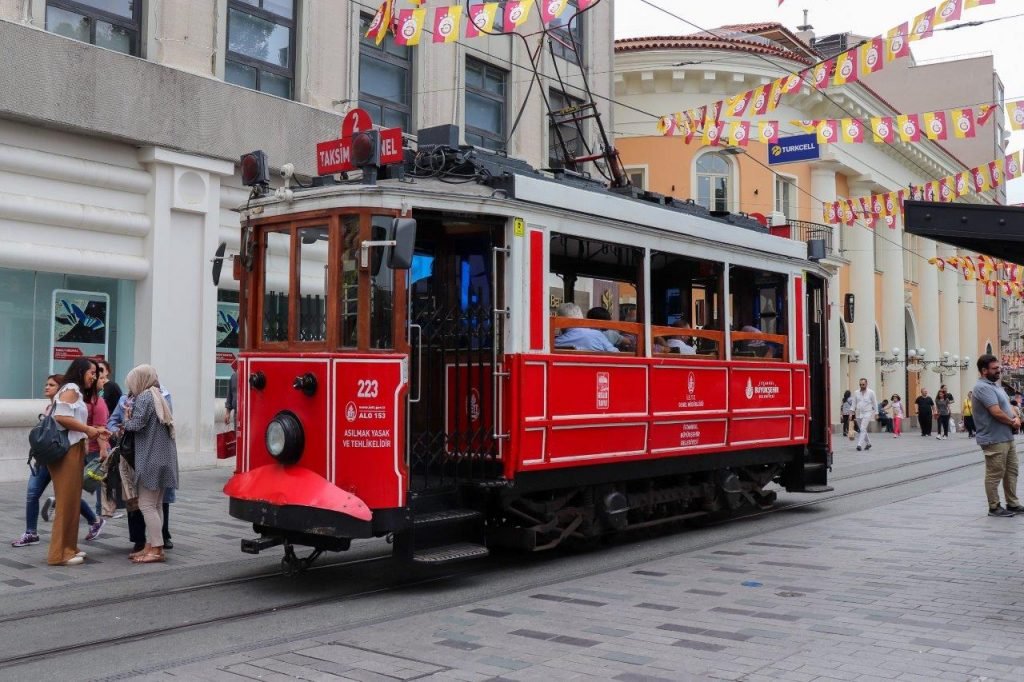 İstiklâl Caddesi, Tram, Istanbul, Turkey