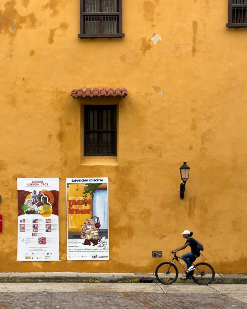 What to do in Cartagena, Colombia: Plaza de Santo Domingo Cathedral