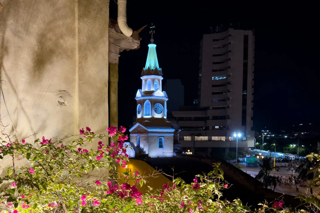 What to do in Cartagena, Colombia: Night view of the clock tower