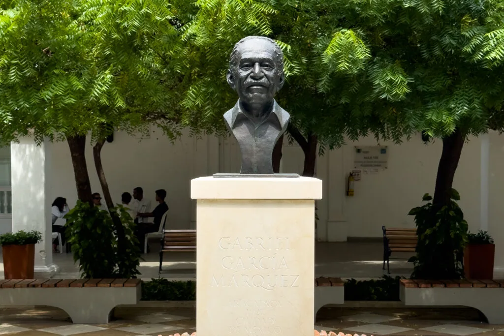 What to do in Cartagena, Colombia: Mausoleum of Gabriel García Márquez