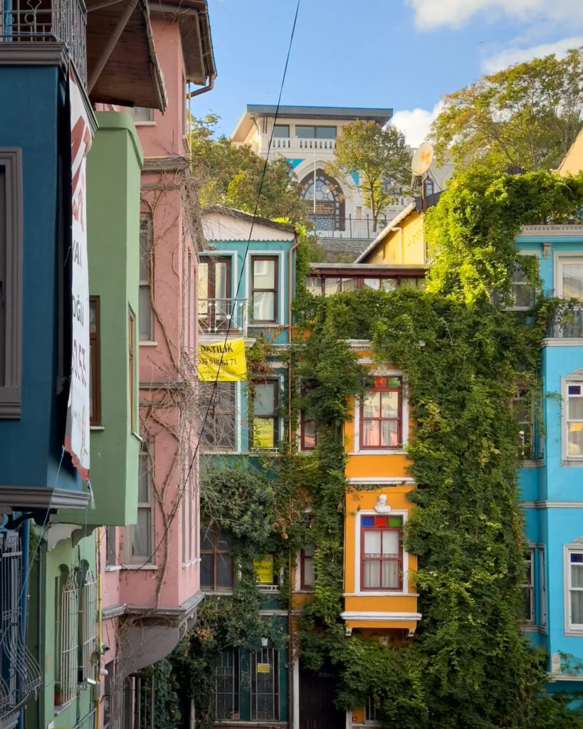 O que fazer em Balat e Fener - Casas Coloridas na Rua Kiremit