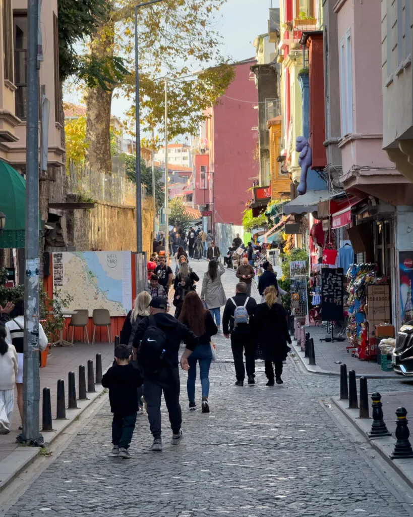 O que fazer em Balat e Fener - Apreciar a atmosfera dos bairros