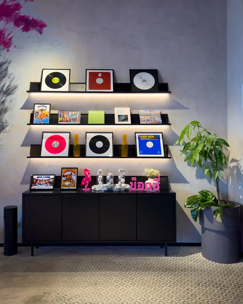 Moxy Bangkok Ratchaprasong