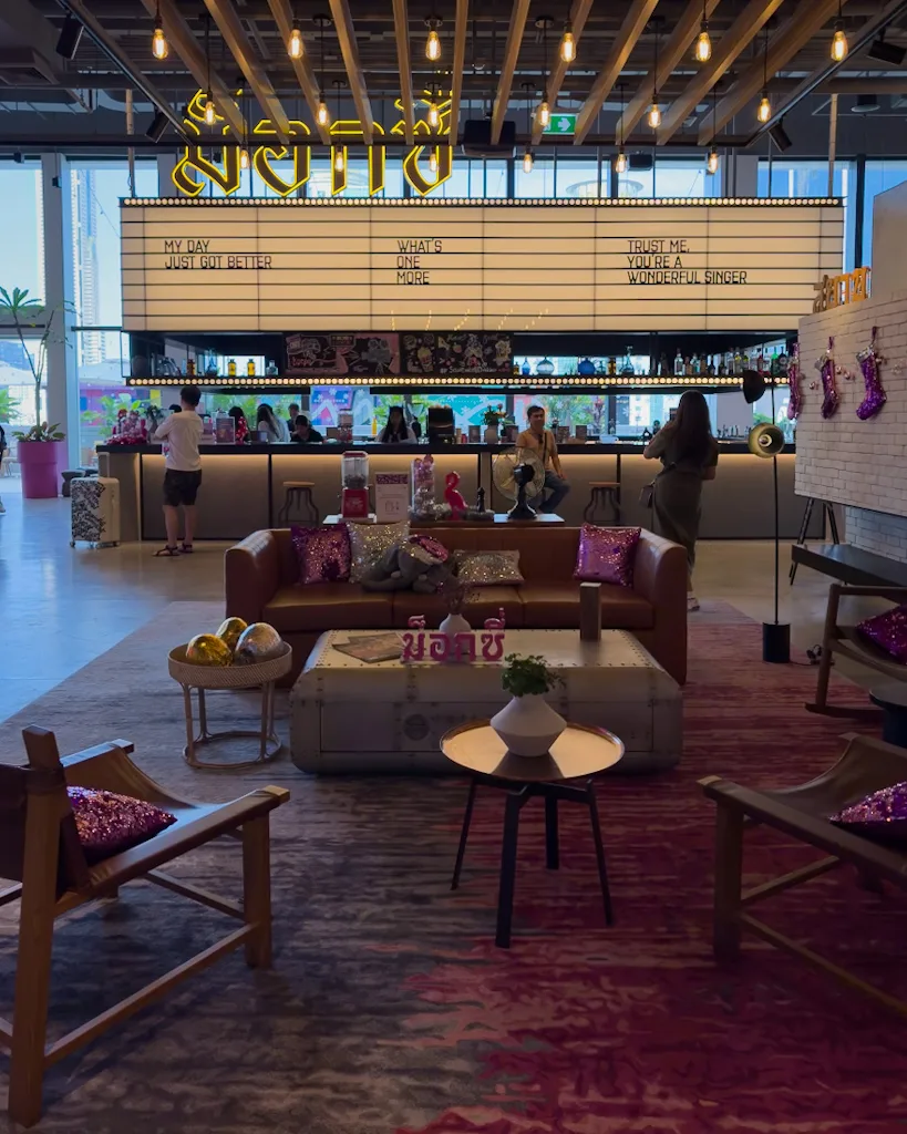 Moxy Bangkok Ratchaprasong