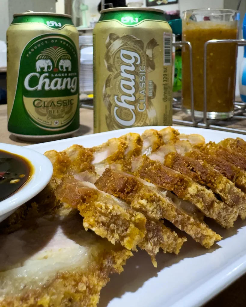 What to eat in Silom, Bangkok - Jangko Convent Wonton Noodles