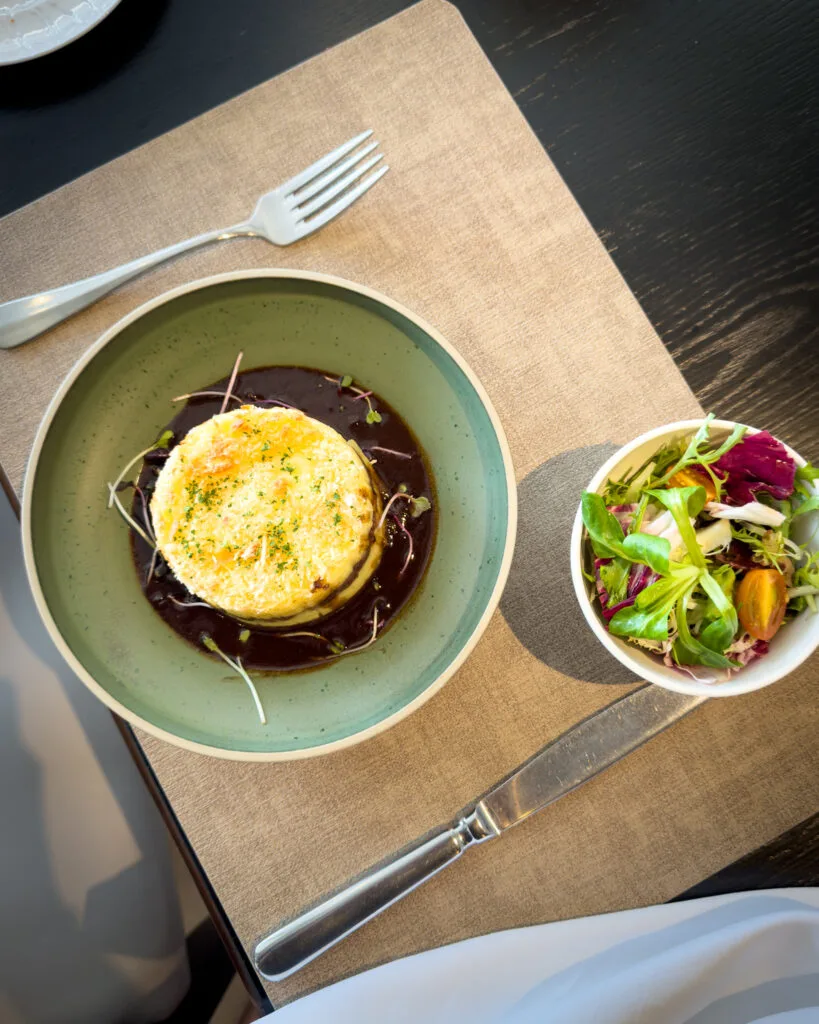 La Coupole – Sofitel Phnom Penh - Where to eat in Phnom Penh