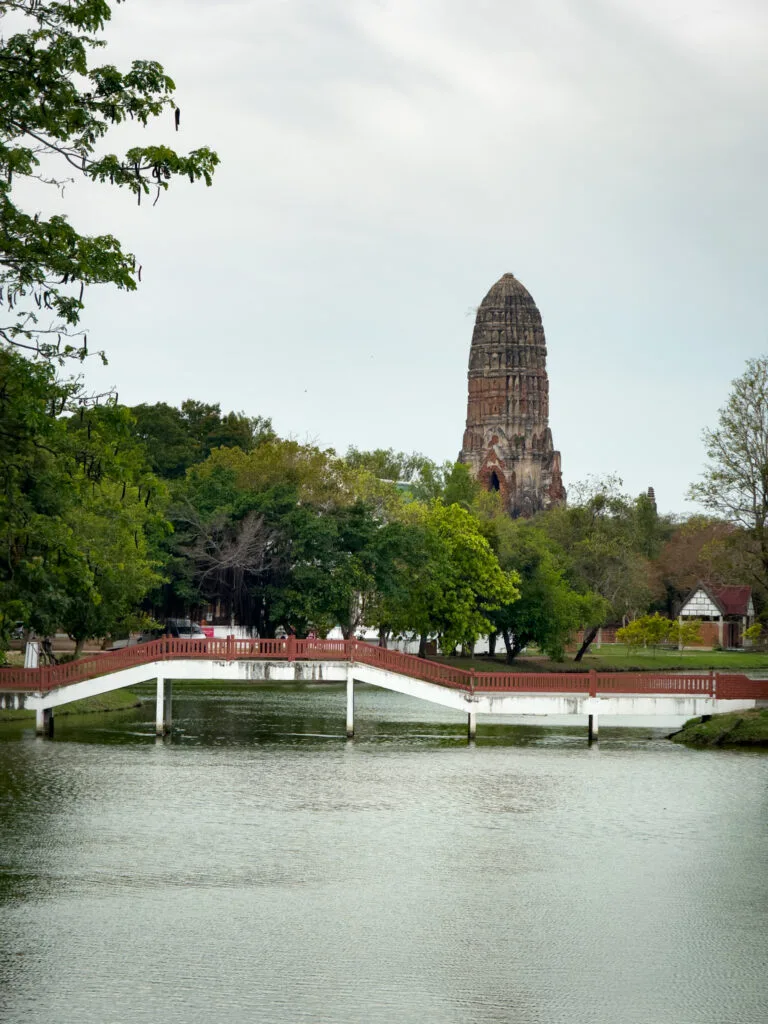 How to visit Ayutthaya - Garden