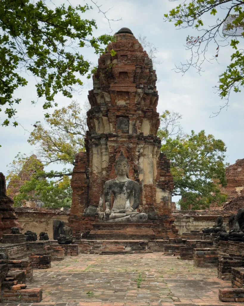 How to visit Ayutthaya - Wat Mahathat