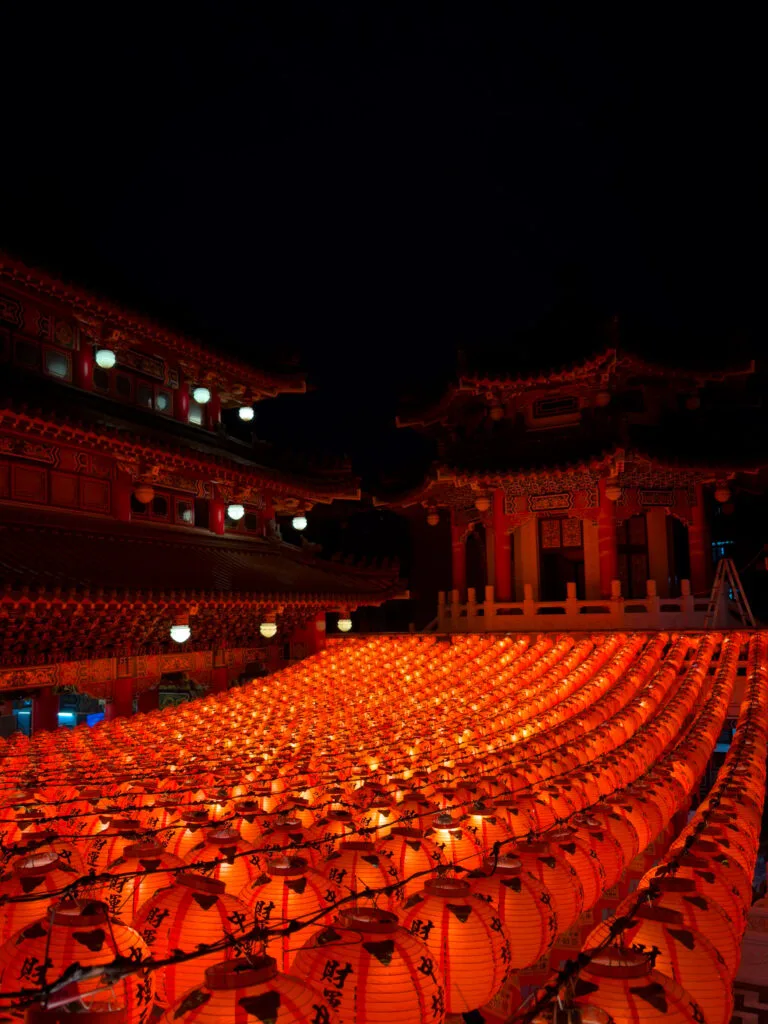 O que fazer em Kaohsiung -Sunfong Temple