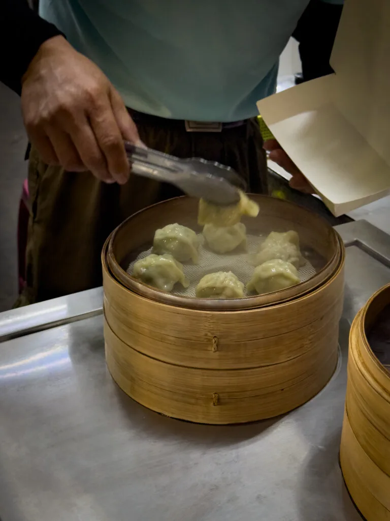 Xuanjiang Lou Xiaoliuqiu - Where to eat in Xiaoliuqiu