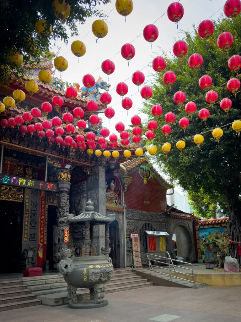 Kaiji Ling Shui Fu Ren Temple - What to do in Tainan